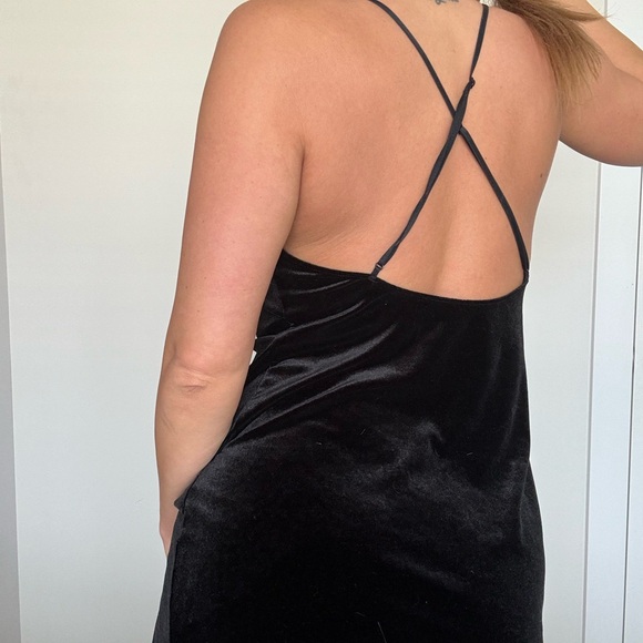 Velour slip from La senza - Picture 2 of 3